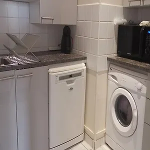 1 Rustique - Bastille Centre , Paris France