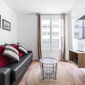 Hsh Labrouste-convention Studio 2p , Paris France