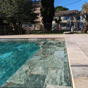 Mas De La Roule, 4 Studios, Piscine Chauffee, Spa, Parc 2 Ha, Pont D'avignon A Pied , Avignon France