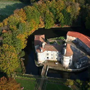  Hébergement de vacances La Loge Du Château